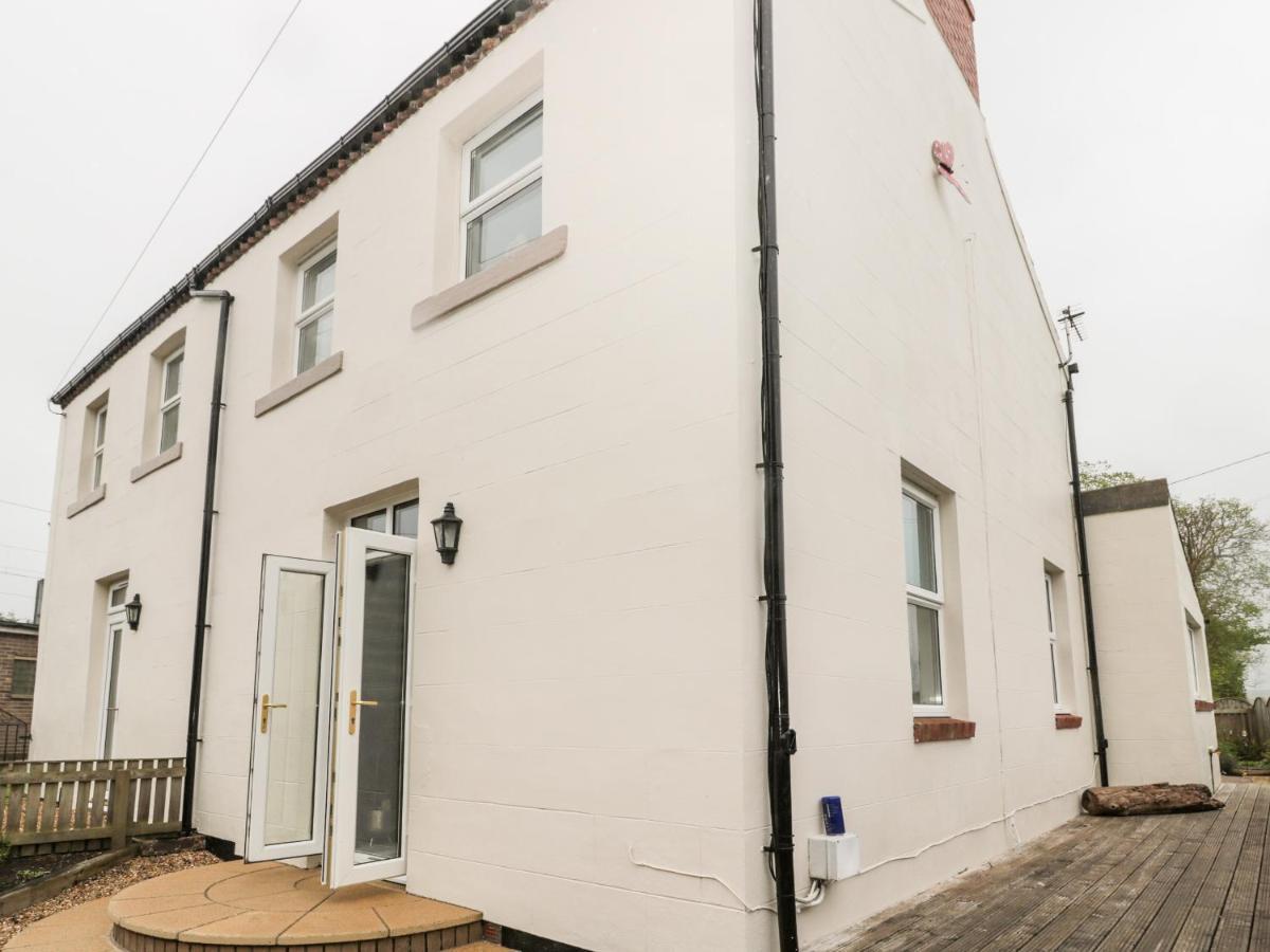 St Cuthbert'S Cottage Beal Exterior foto